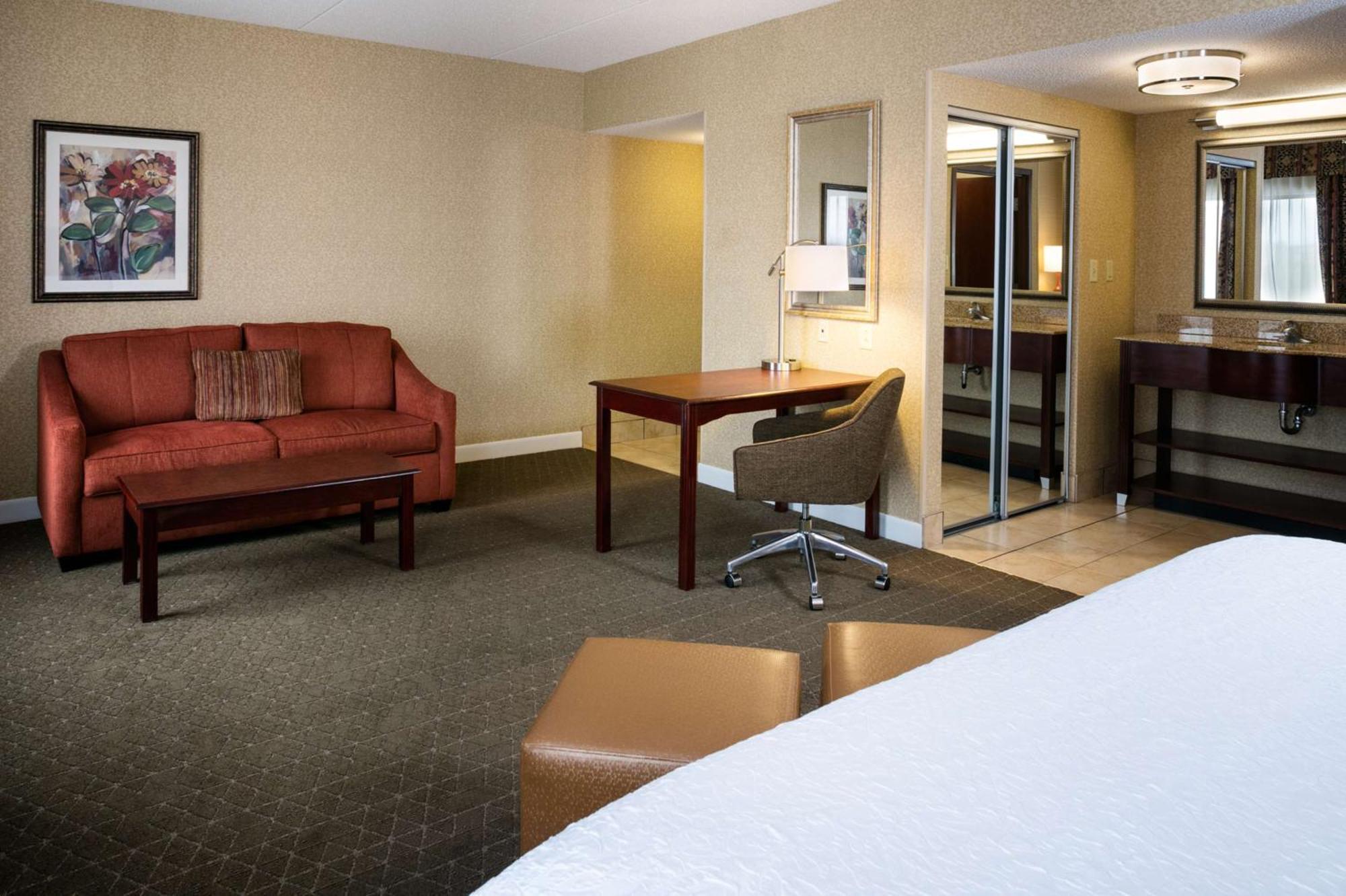 Hampton Inn & Suites Toledo-Perrysburg Rossford Exterior photo