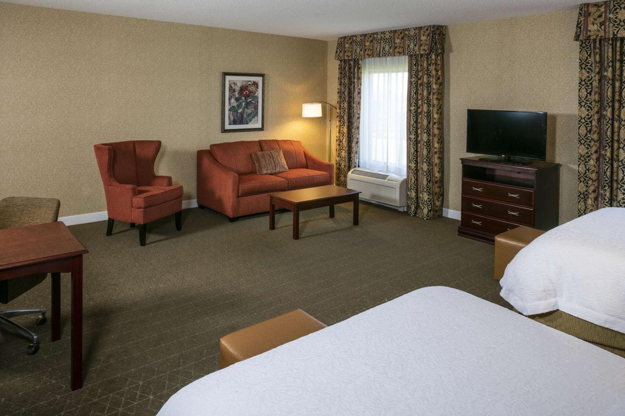 Hampton Inn & Suites Toledo-Perrysburg Rossford Exterior photo
