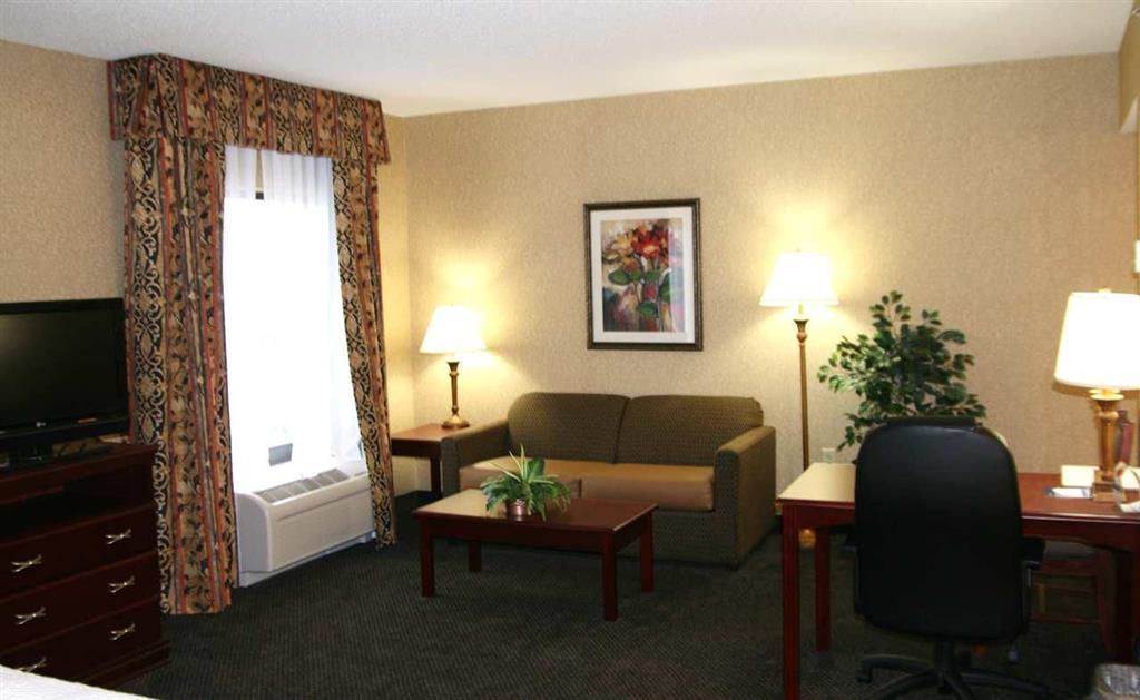 Hampton Inn & Suites Toledo-Perrysburg Rossford Room photo